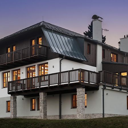 Aneta Hotel & Restaurant Vítkovice Exteriör bild